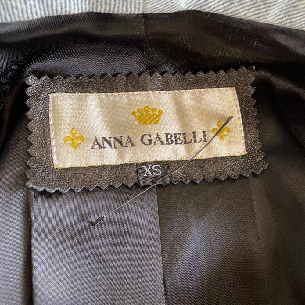 NWOT Genuine leather and Denim coat. - Picture 8 of 8